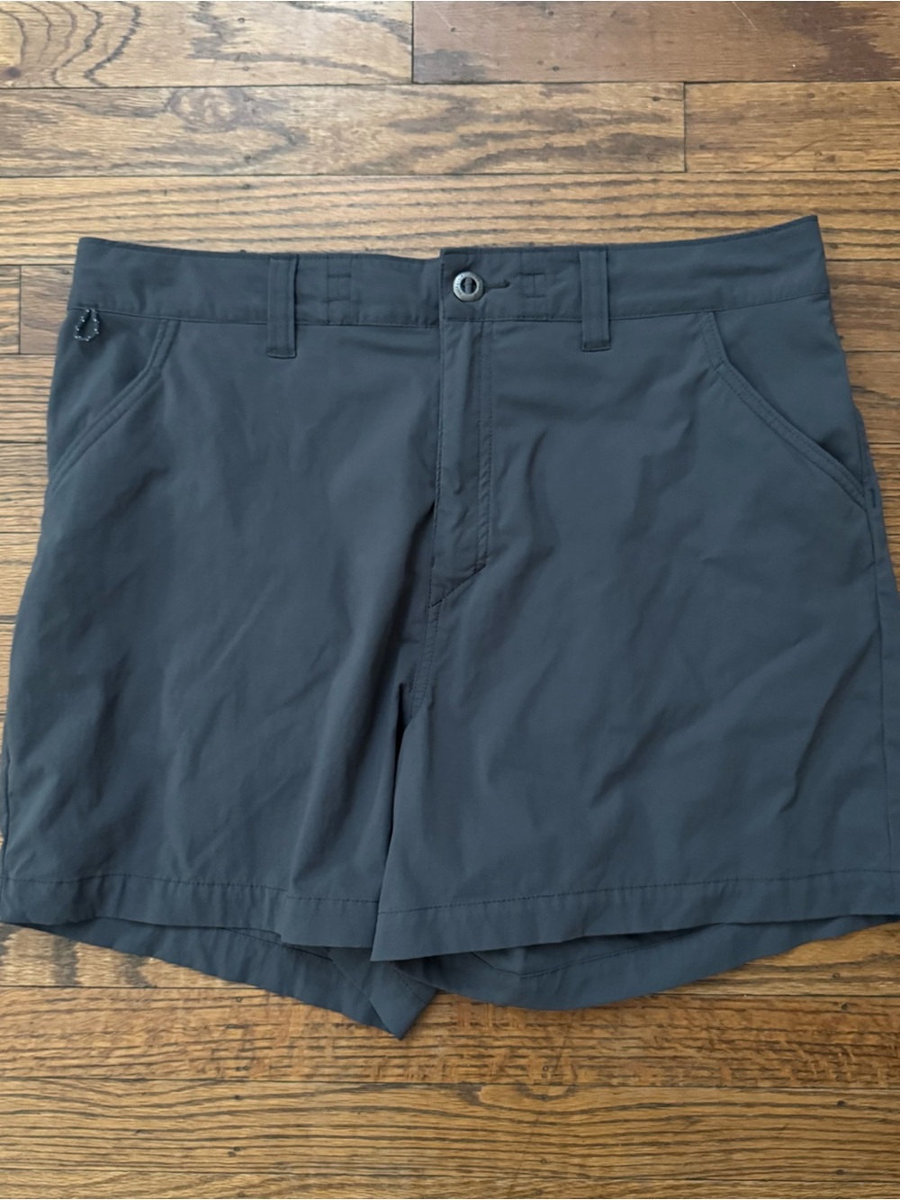 Patagonia Quandary 5” Shorts in Forge Grey 12 EUC
